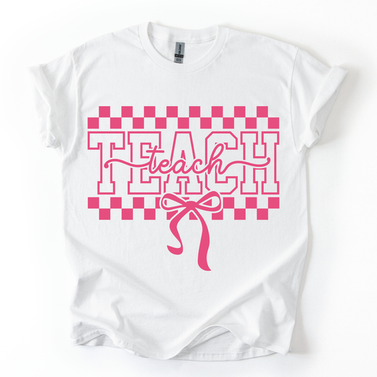 Camiseta Teach Moño Rosa