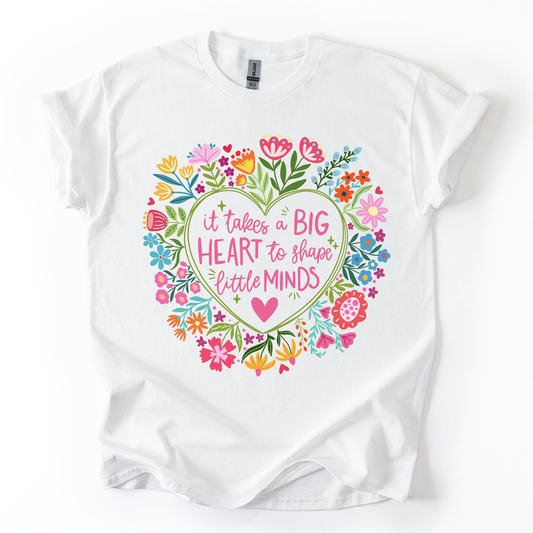 Camiseta Big Heart Little Minds Flores